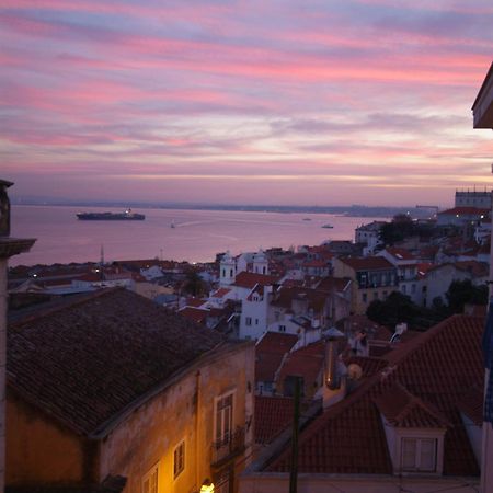 Alfama Patio Apartments ลิสบอน ภายนอก รูปภาพ